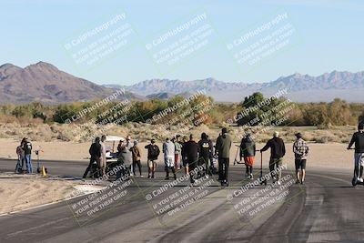 media/Jan-15-2026-Racers Edge (Thu) [[dfebeb70ab]]/1-Around the Pits-Track Walk/